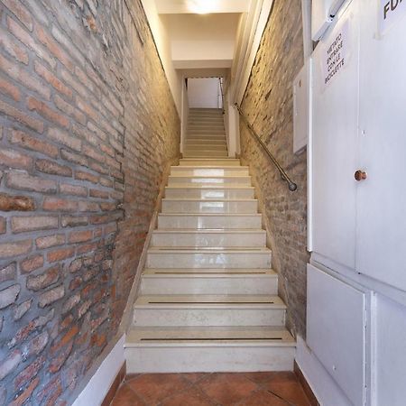 Ferrara Mayr White Apartment ภายนอก รูปภาพ
