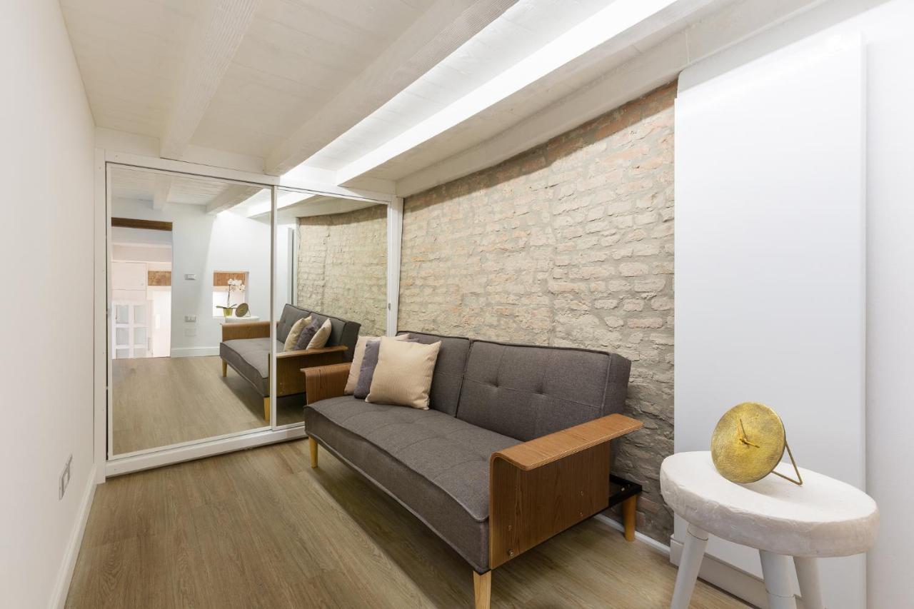 Ferrara Mayr White Apartment ภายนอก รูปภาพ